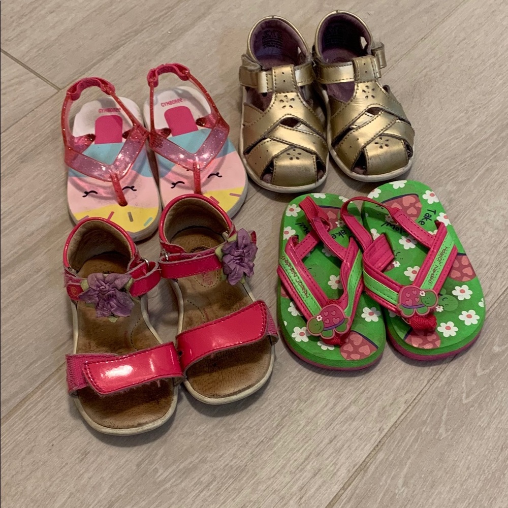 Toddler girls shoe/sandal bundle size 6-7